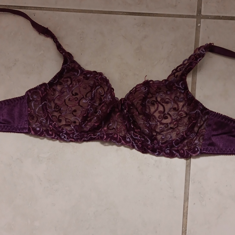 Victoria's Secret bra